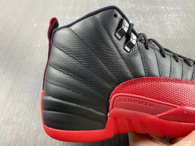 Rep MAX Game Retro (2016) Flu Jordan 130690-002 12 0811